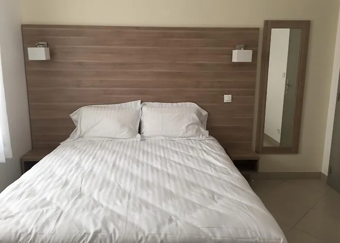 Hotel Le Logis Dauphinois 2*